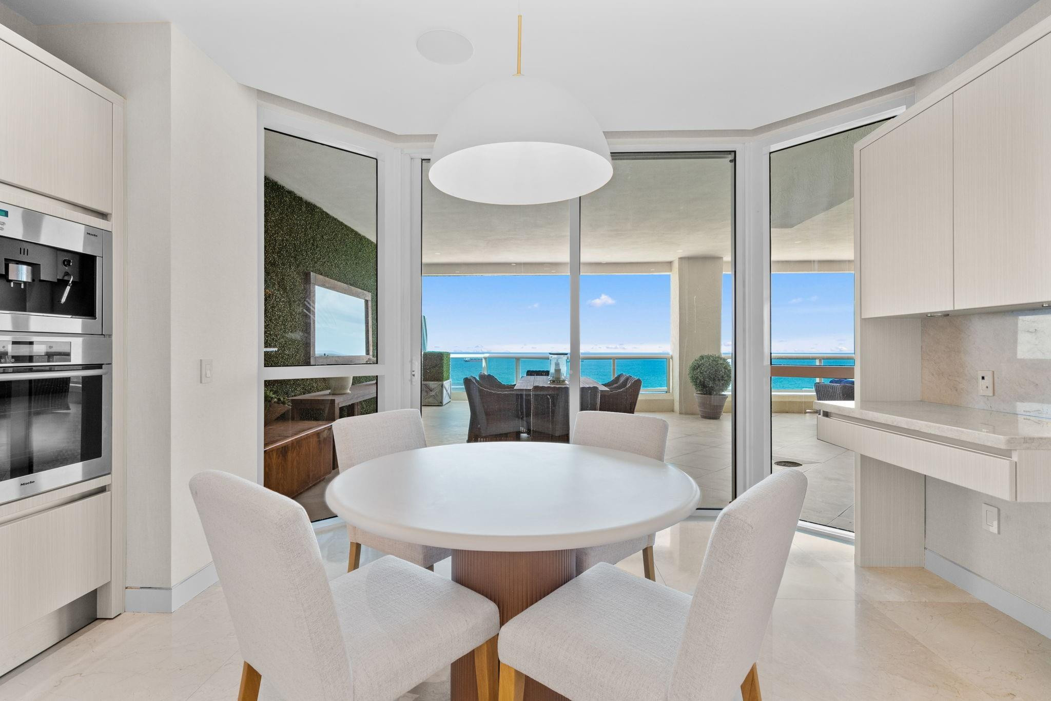 101 S Fort Lauderdale Beach Blvd: Unit 2703