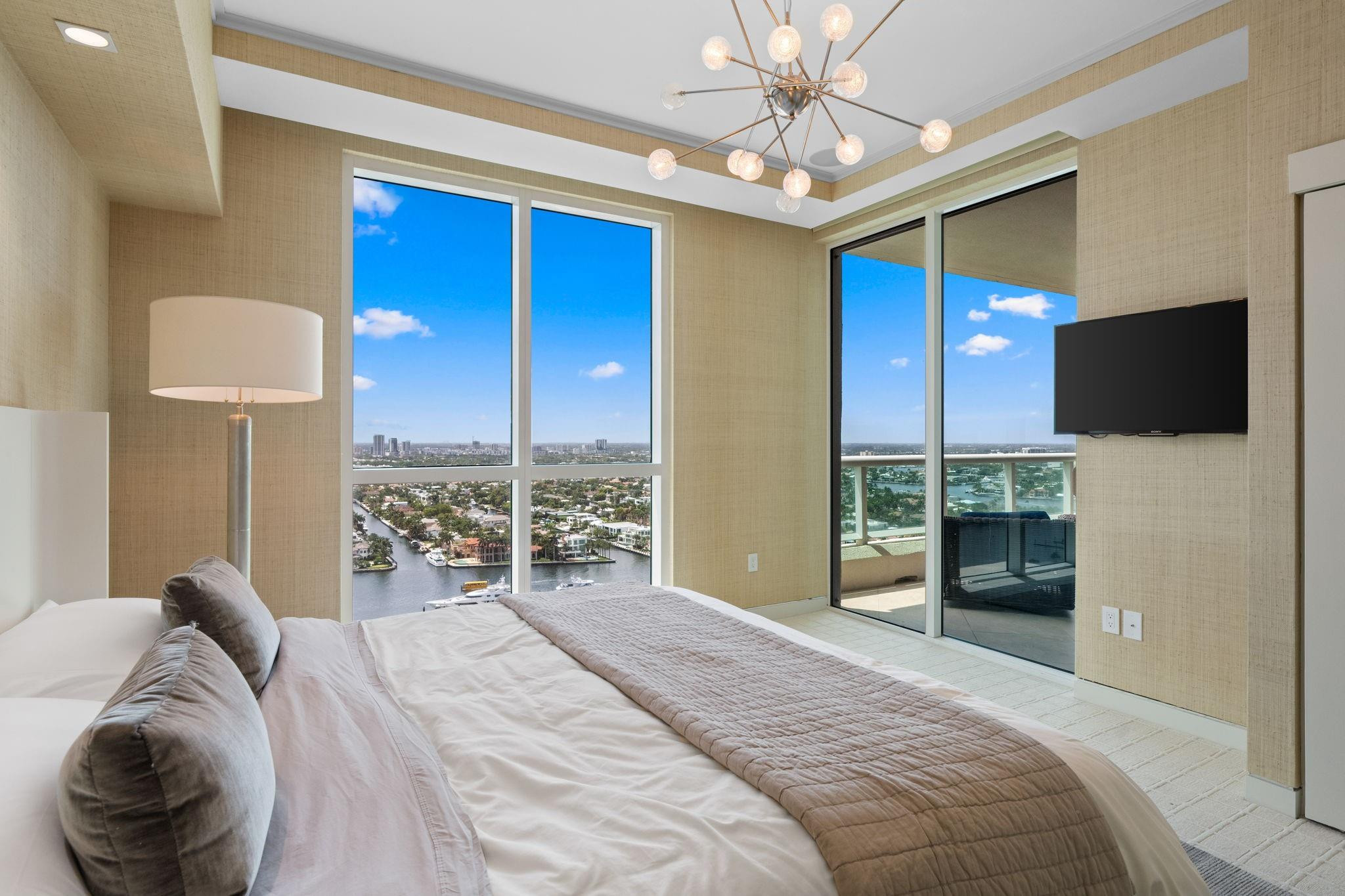 101 S Fort Lauderdale Beach Blvd: Unit 2703