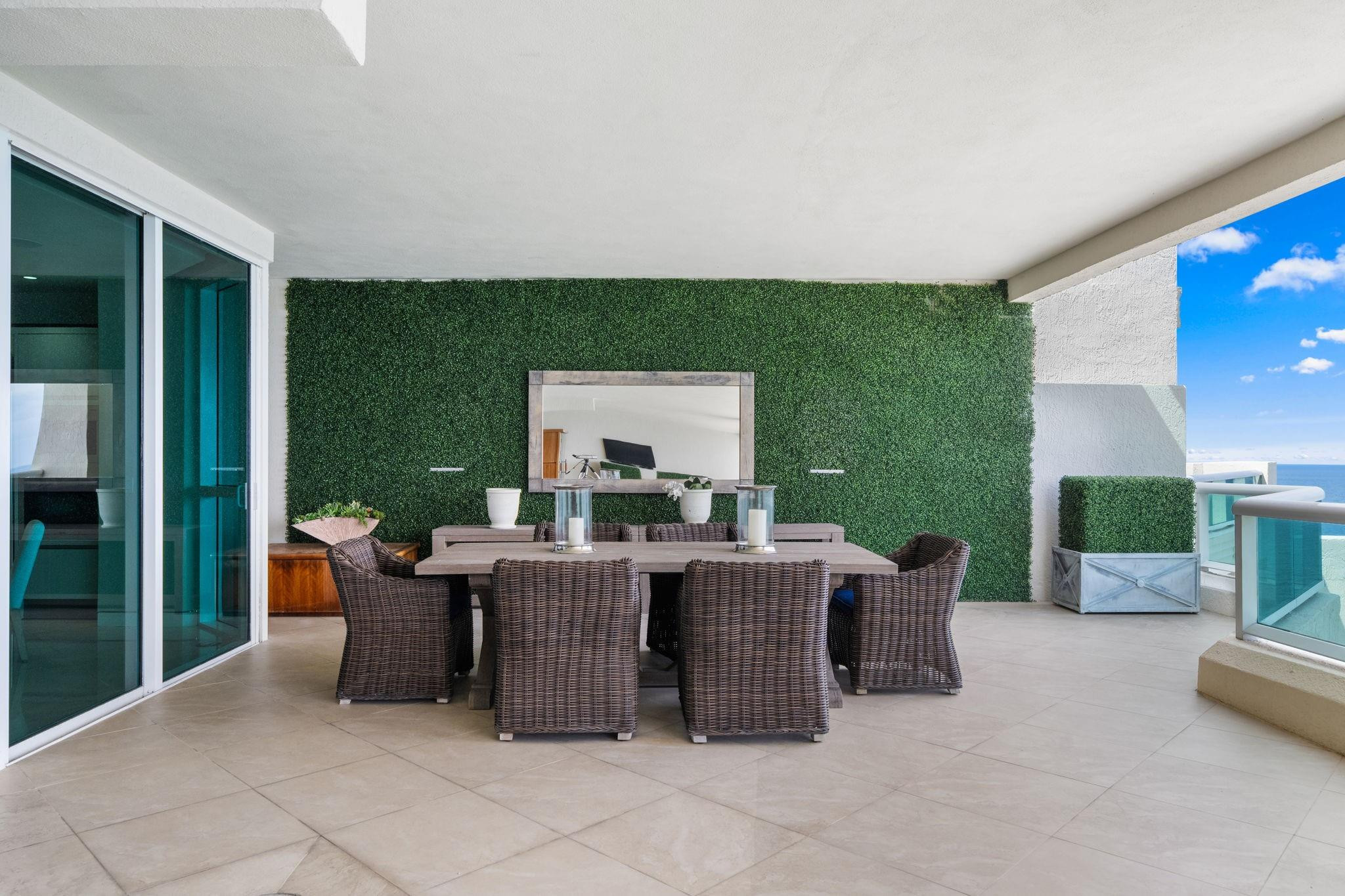 101 S Fort Lauderdale Beach Blvd: Unit 2703