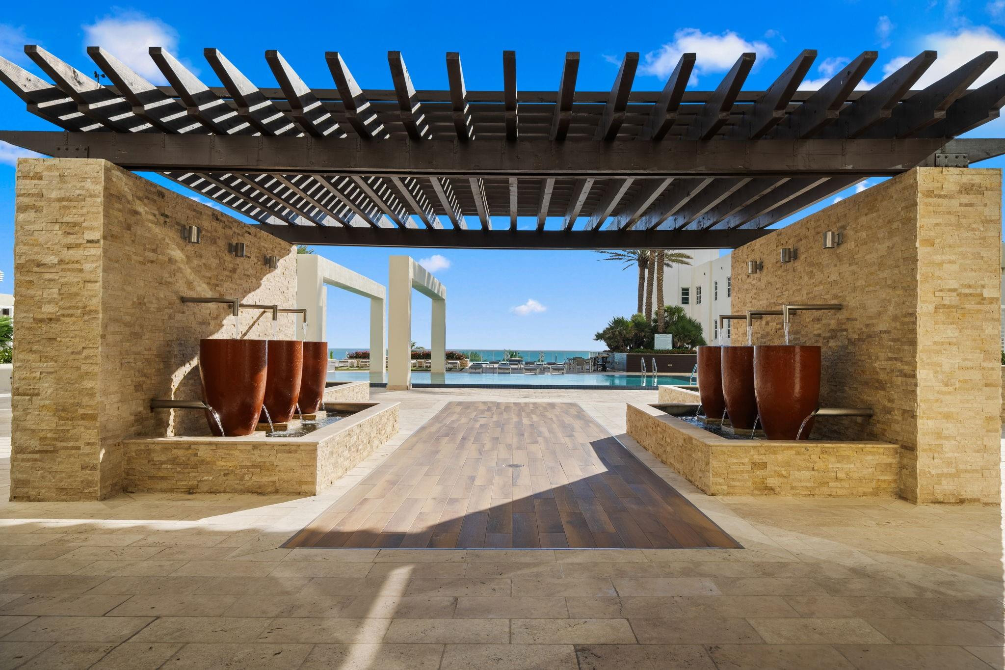 101 S Fort Lauderdale Beach Blvd: Unit 2703