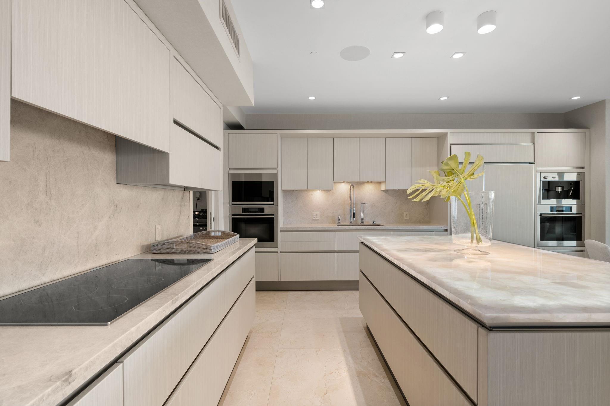 101 S Fort Lauderdale Beach Blvd Unit: 2703