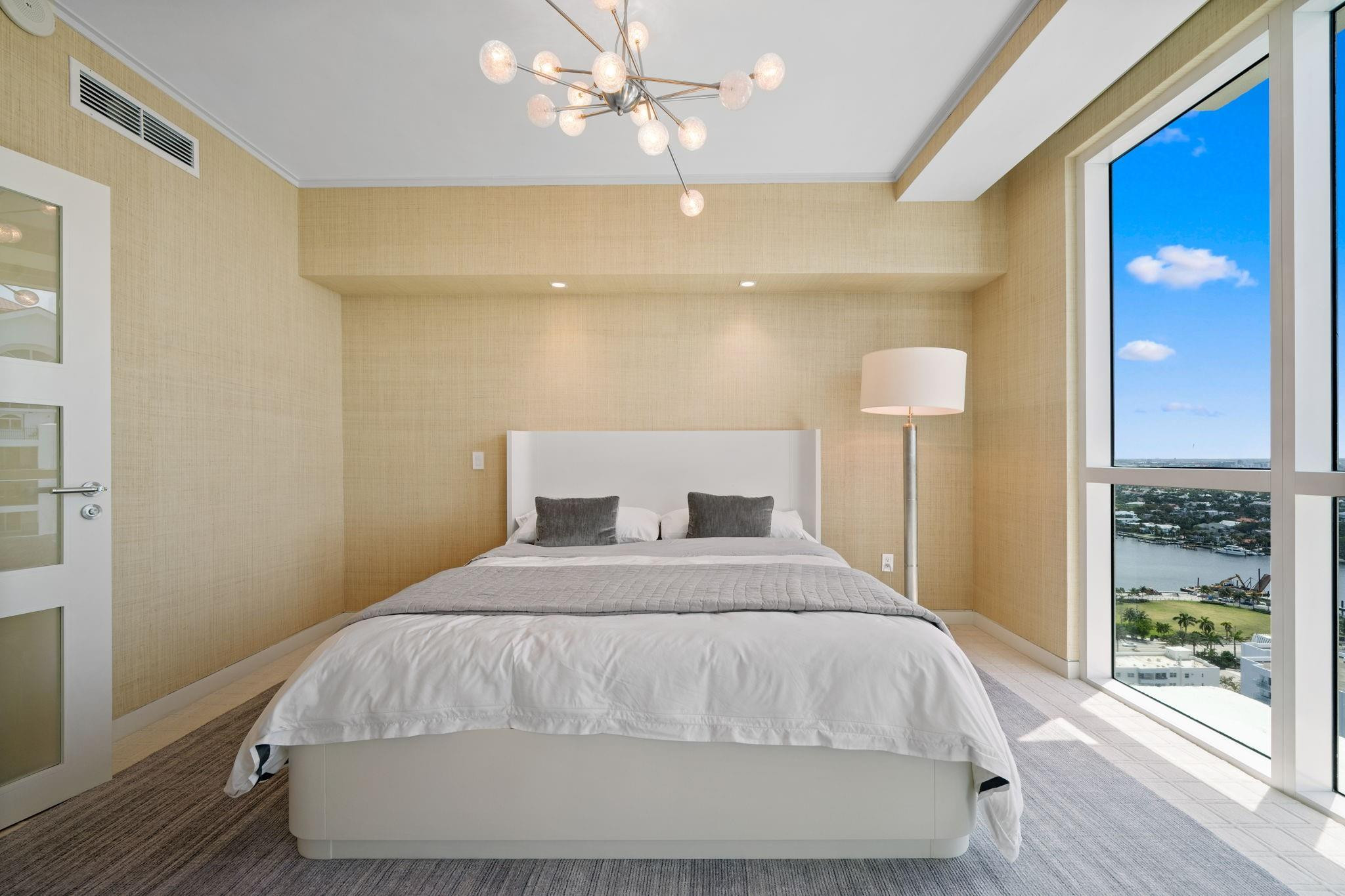 101 S Fort Lauderdale Beach Blvd: Unit 2703