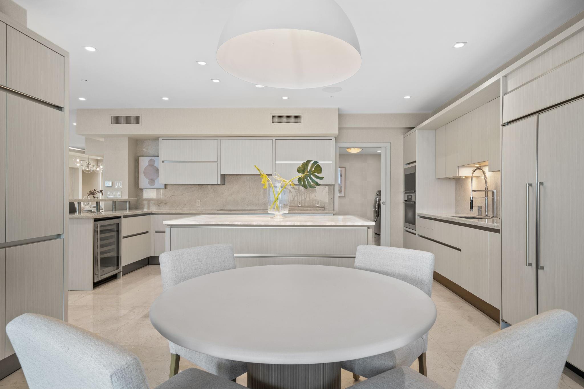 101 S Fort Lauderdale Beach Blvd Unit: 2703
