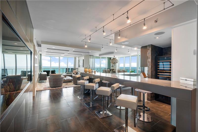 101 S Fort Lauderdale Beach Blvd Unit: 1501