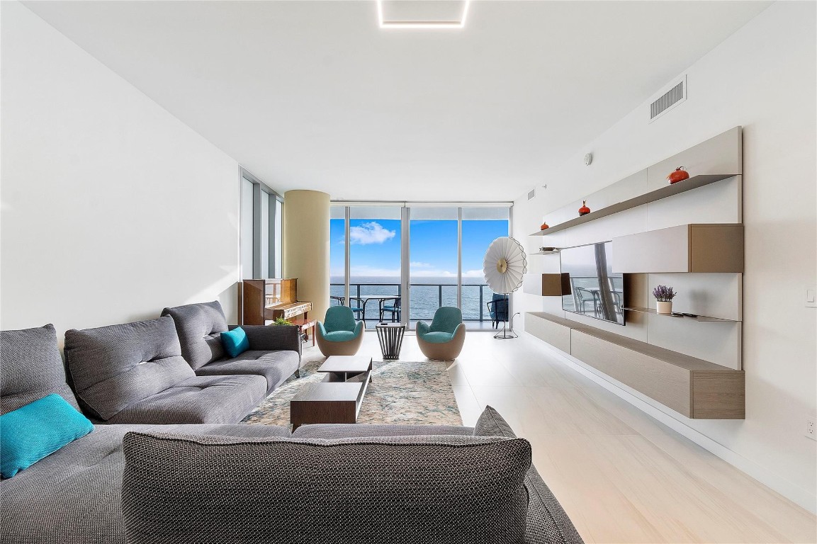 2200 N Ocean Blvd Unit: S703