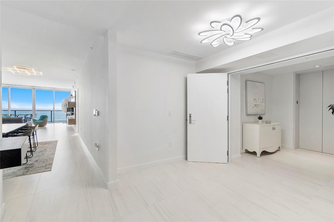 2200 N Ocean Blvd Unit: S703