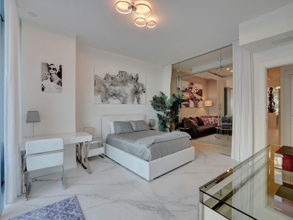 2200 N Ocean Blvd Unit: S303