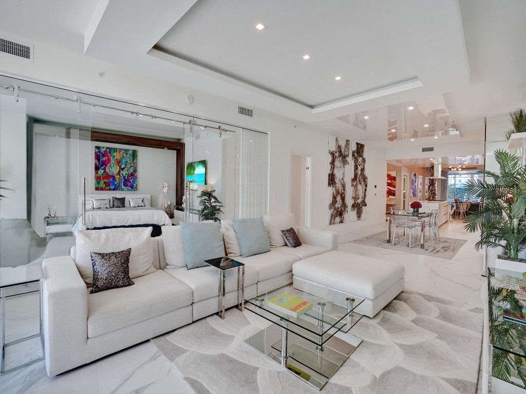 2200 N Ocean Blvd Unit: S303