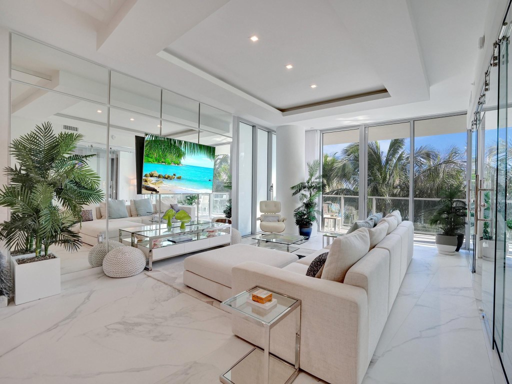 2200 N Ocean Blvd Unit: S303