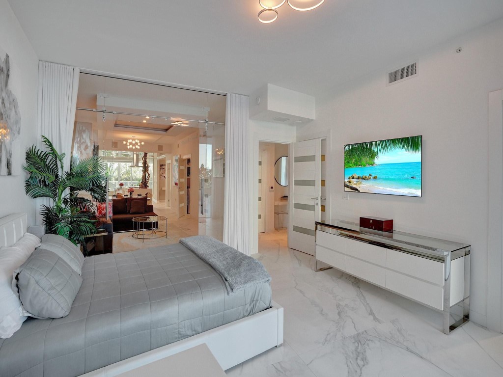 2200 N Ocean Blvd Unit: S303