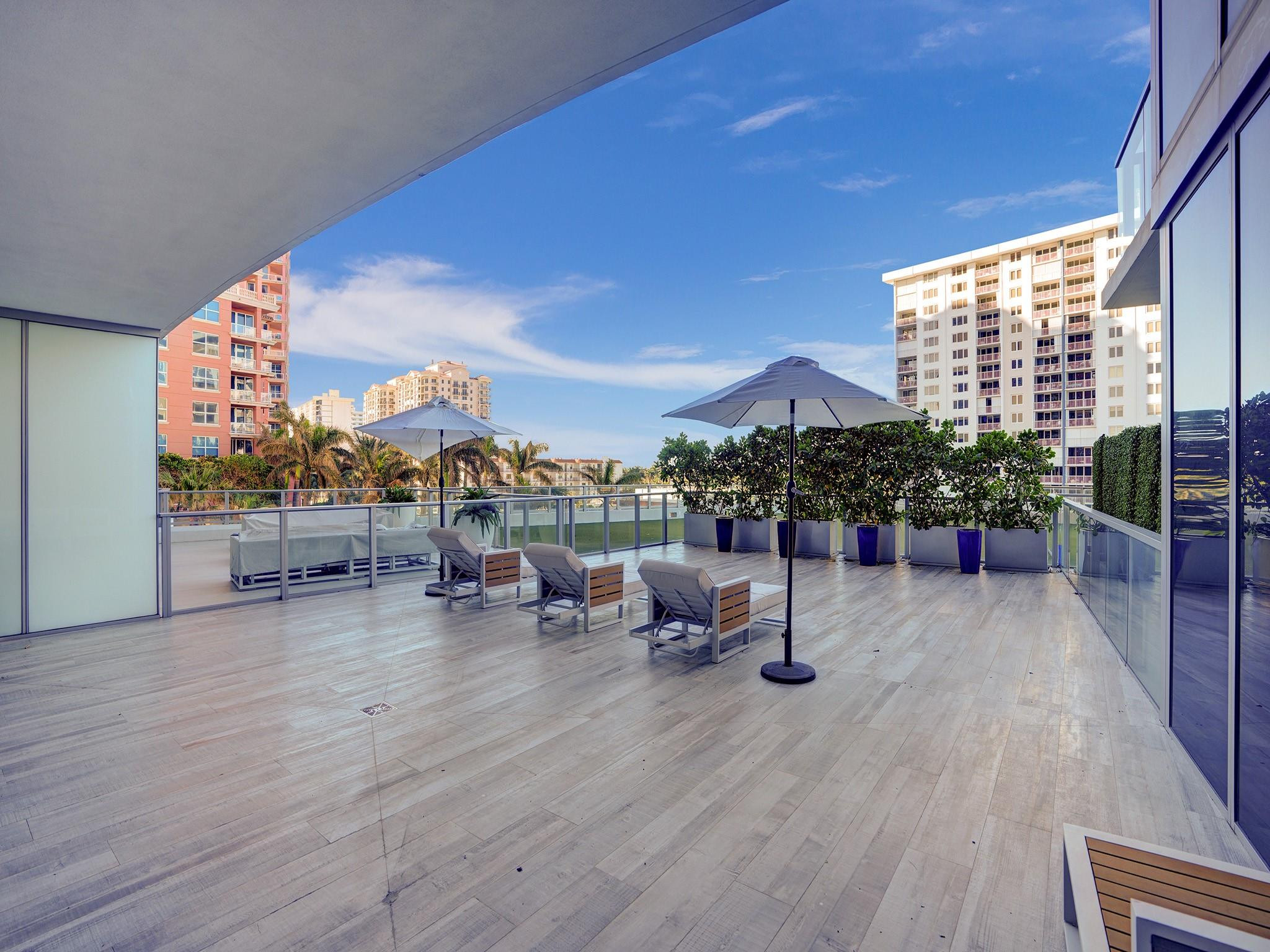 2200 N Ocean Blvd Unit: S303