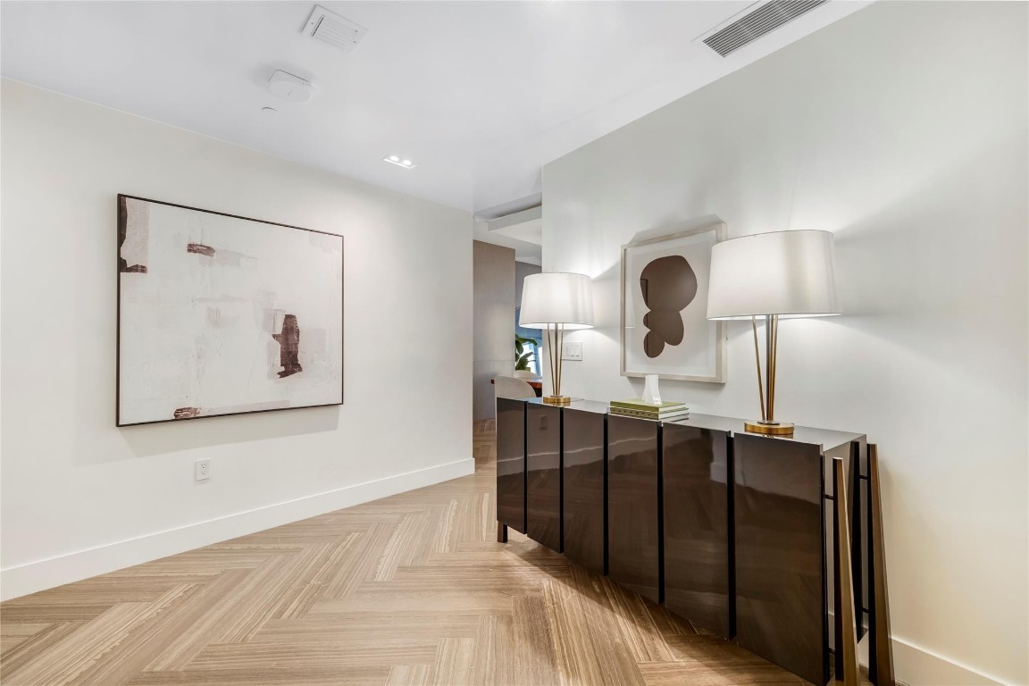 2200 N Ocean Blvd: Unit S903