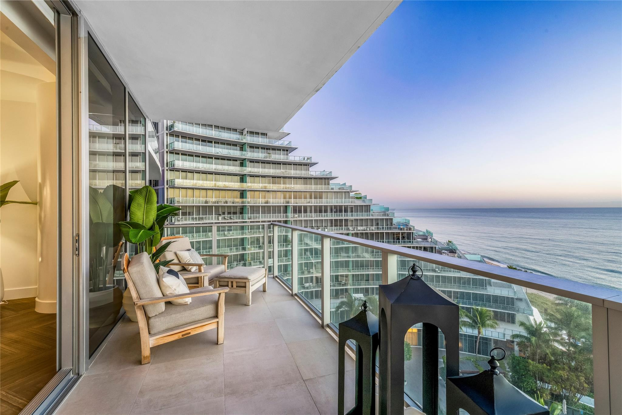 2200 N Ocean Blvd: Unit S903