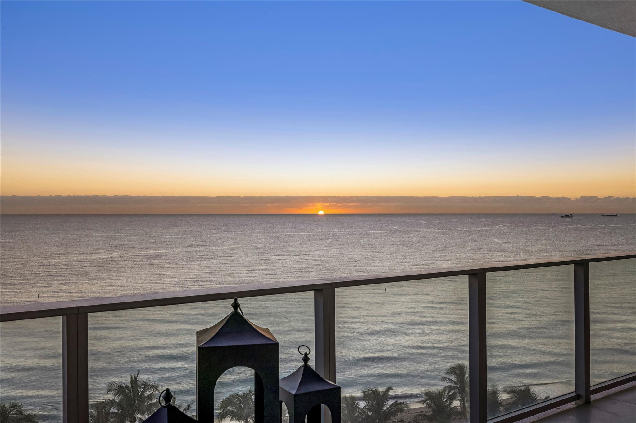 2200 N Ocean Blvd: Unit S903