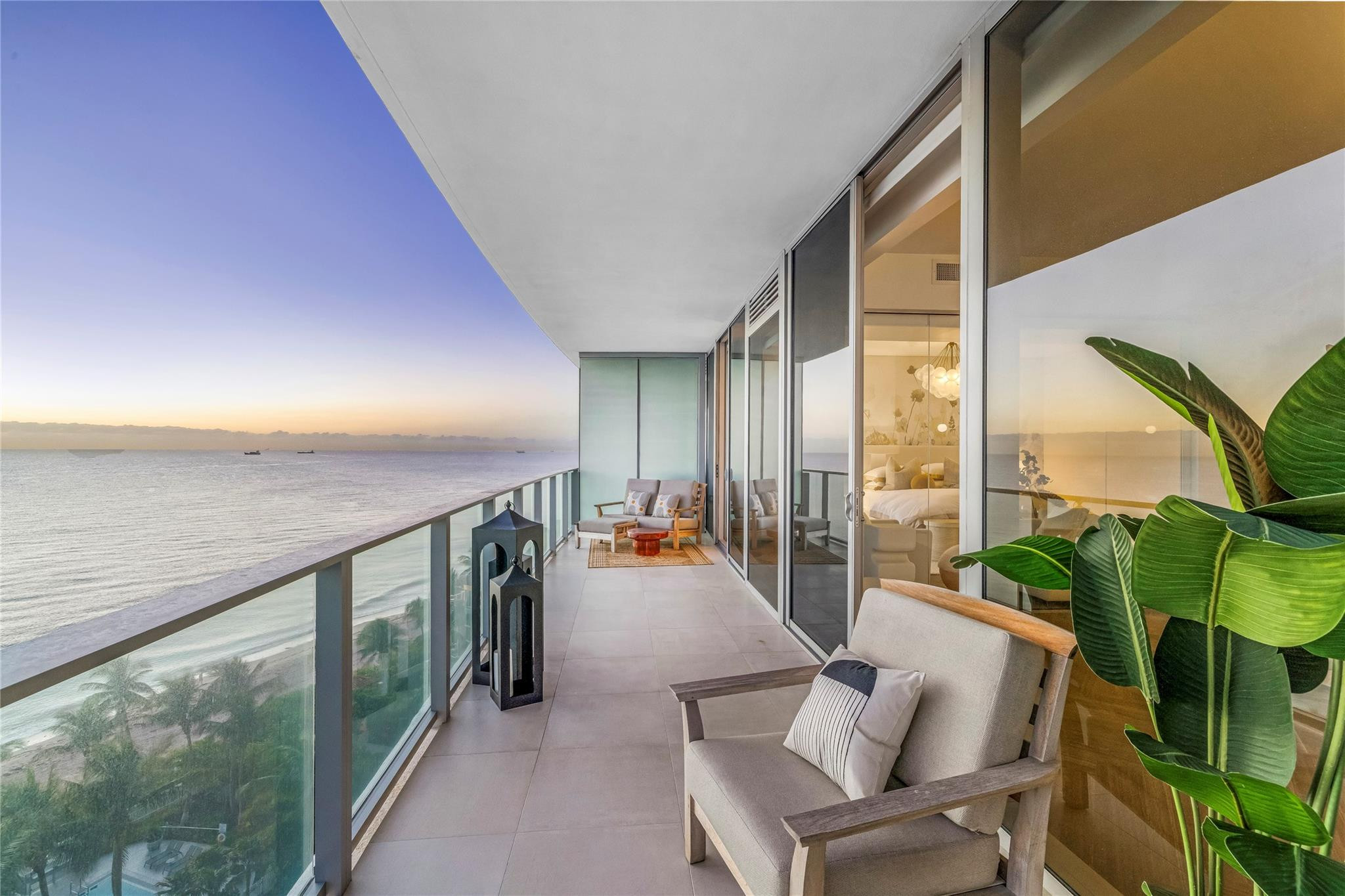 2200 N Ocean Blvd: Unit S903