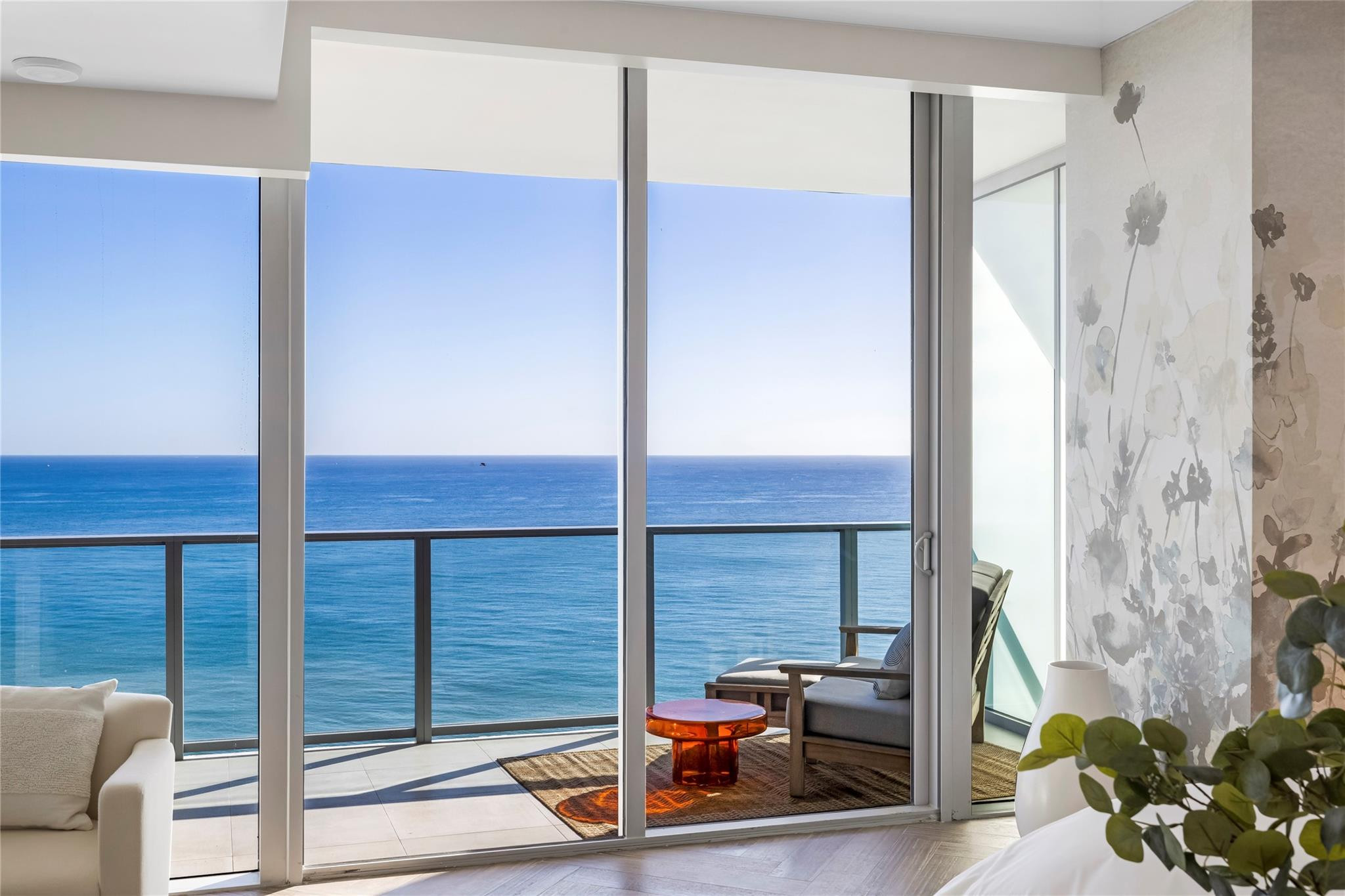 2200 N Ocean Blvd: Unit S903