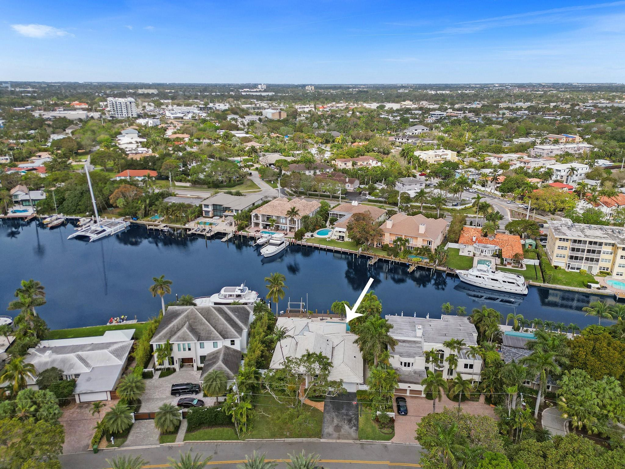 1239 Seminole Dr