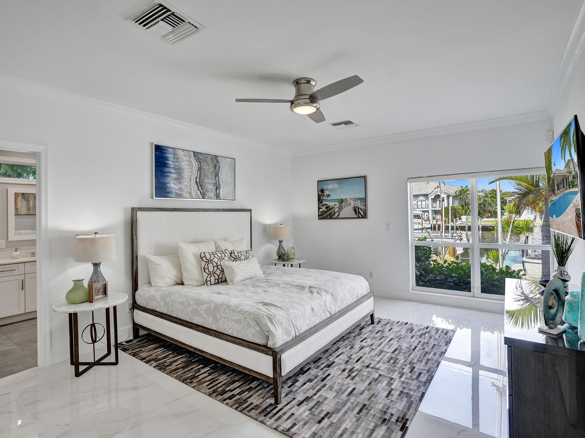 1239 Seminole Dr