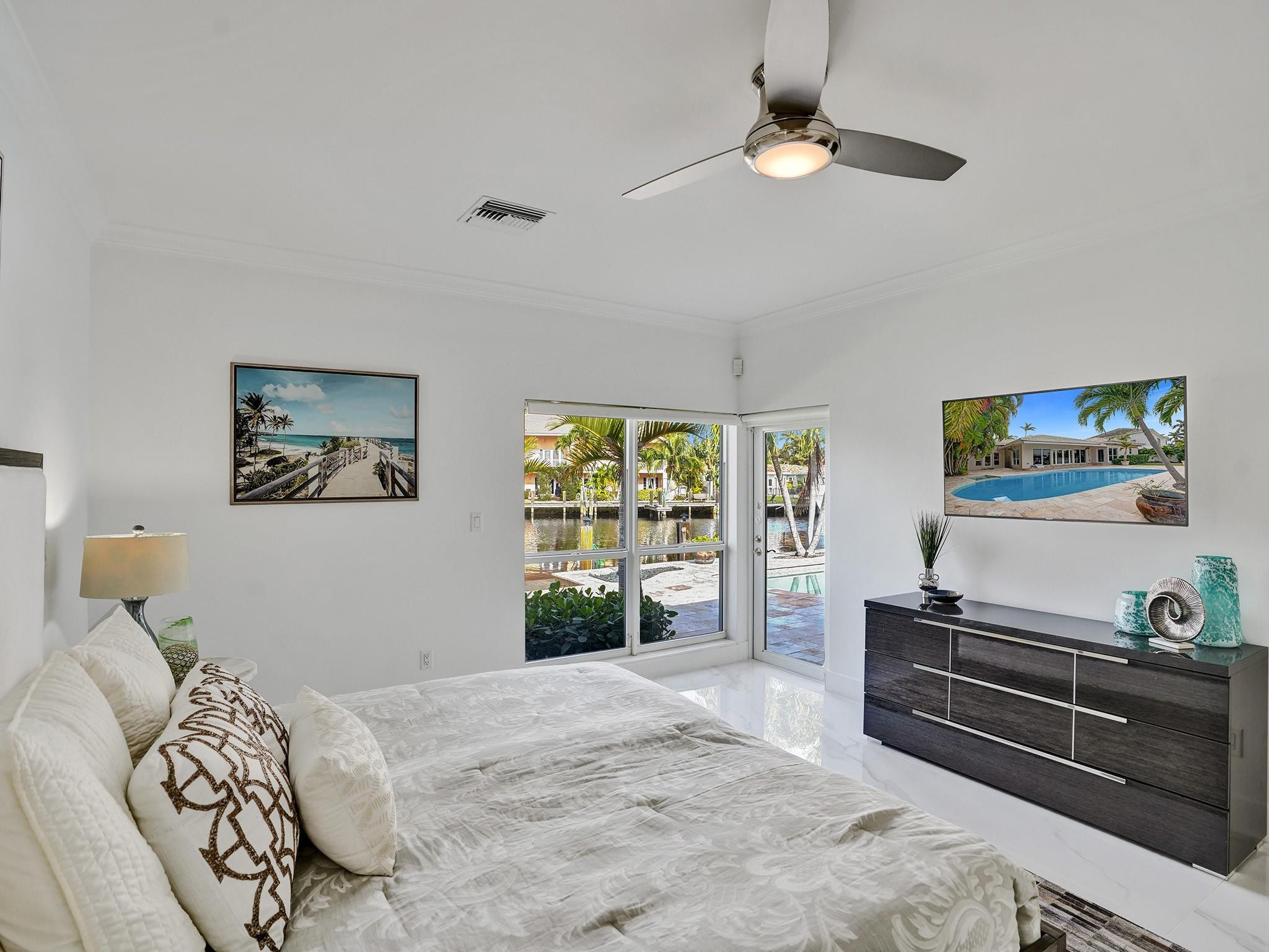 1239 Seminole Dr