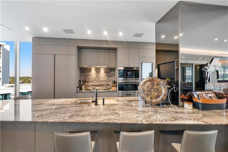 2200 N Ocean Boulevard S606