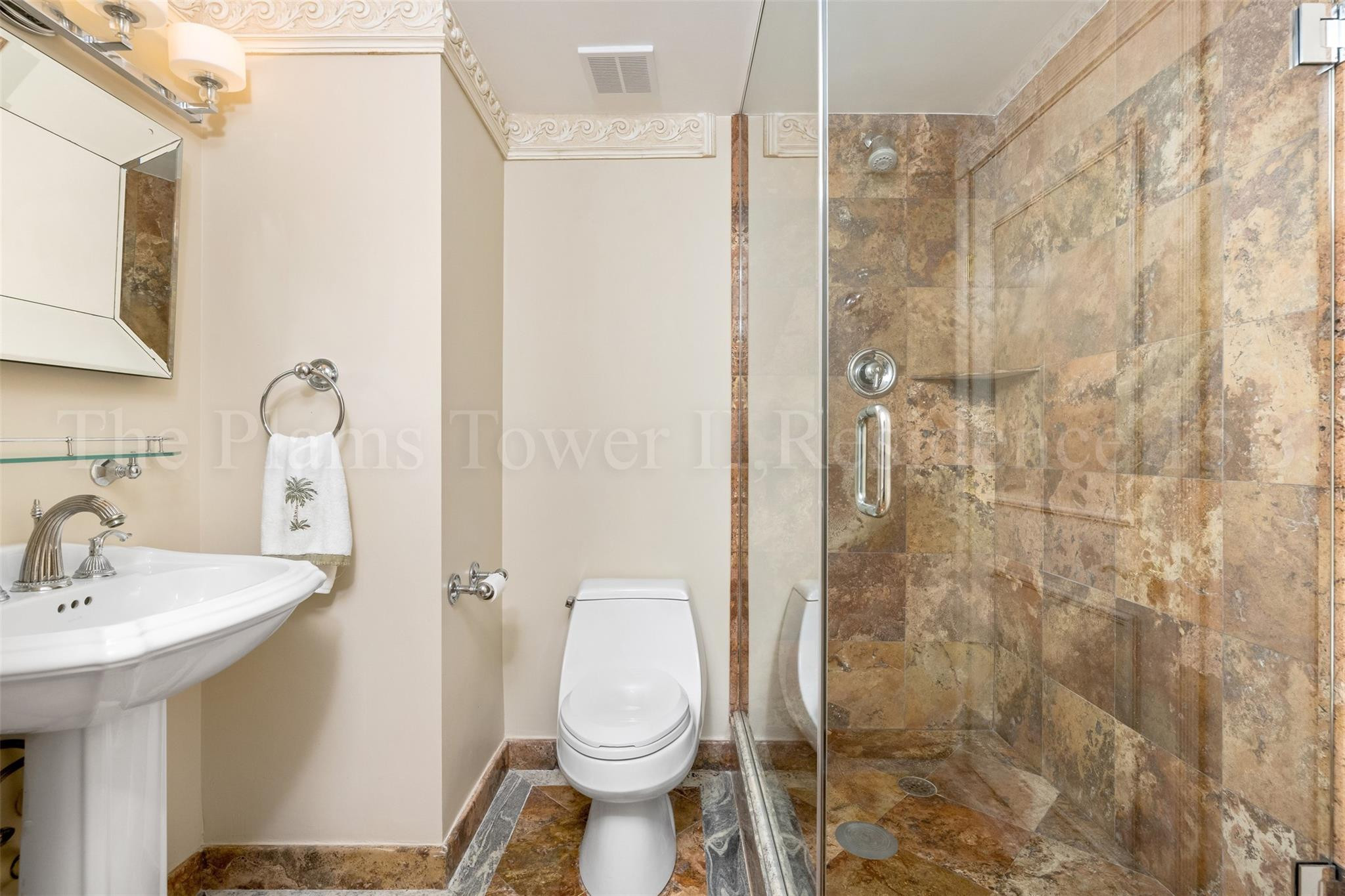 2110 N Ocean Blvd 15B