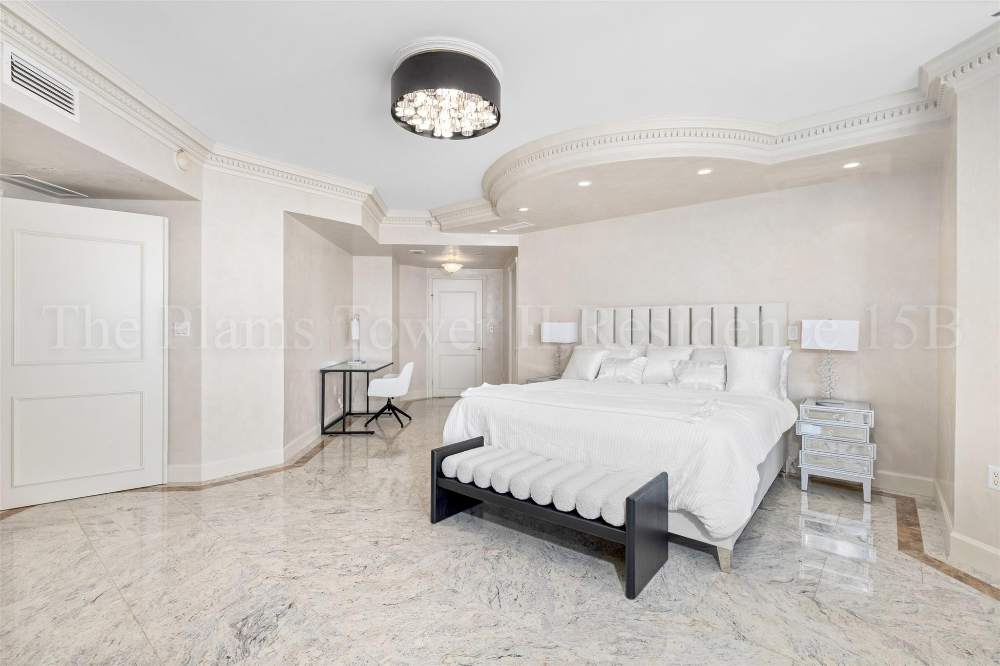 2110 N Ocean Blvd 15B