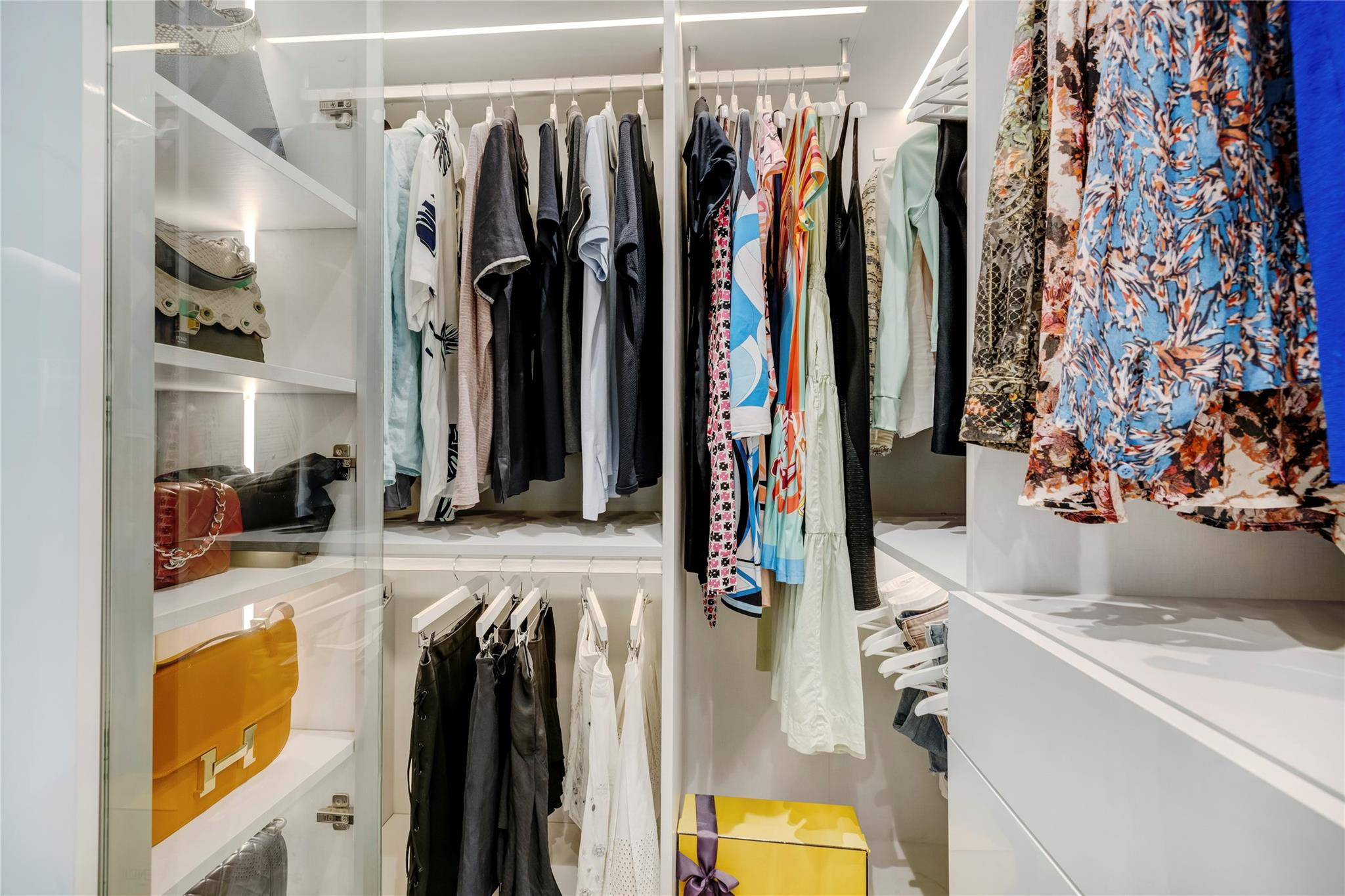 10295 Collins Ave 301