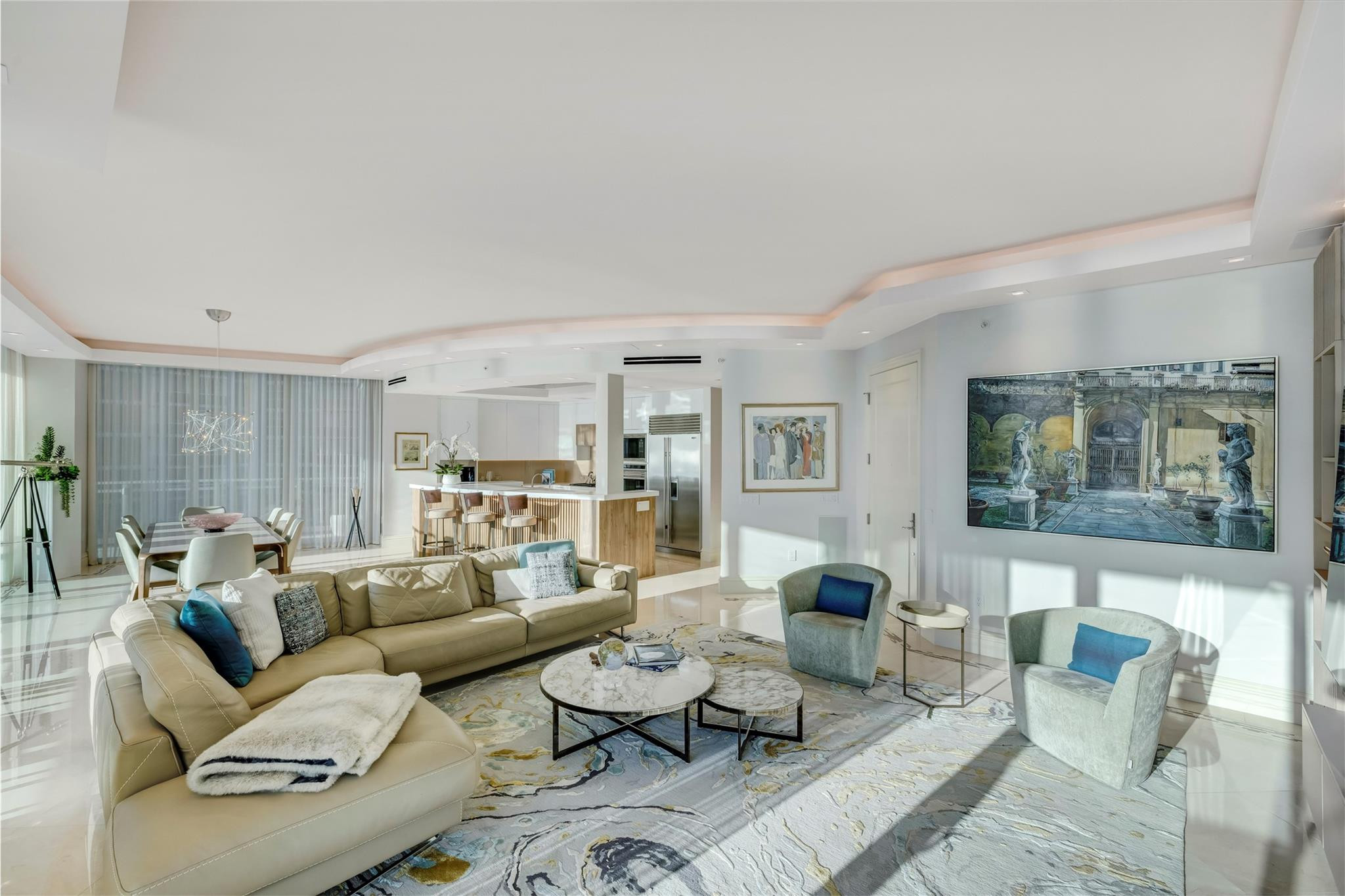 10295 Collins Ave 301