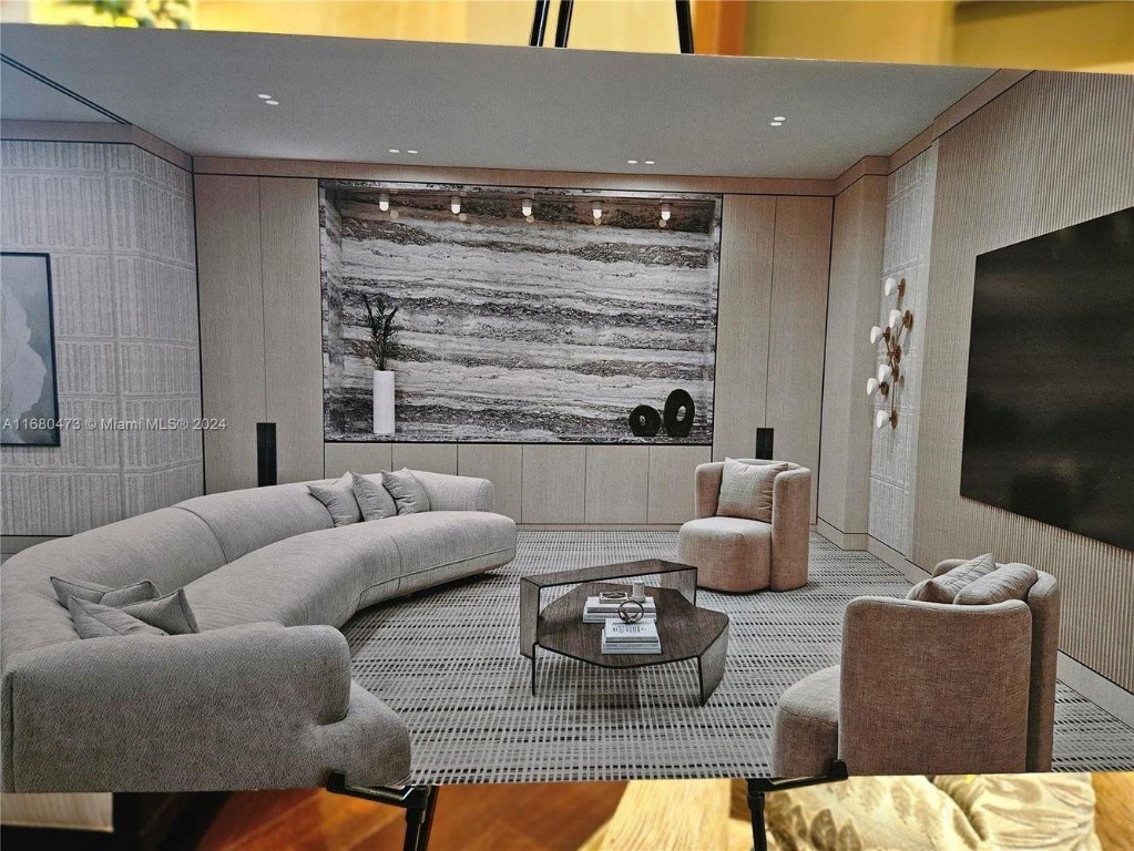 10295 Collins Ave 301