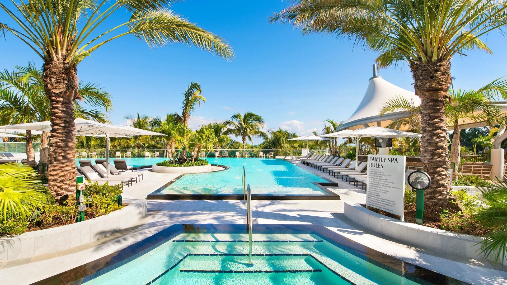 10295 Collins Ave 301