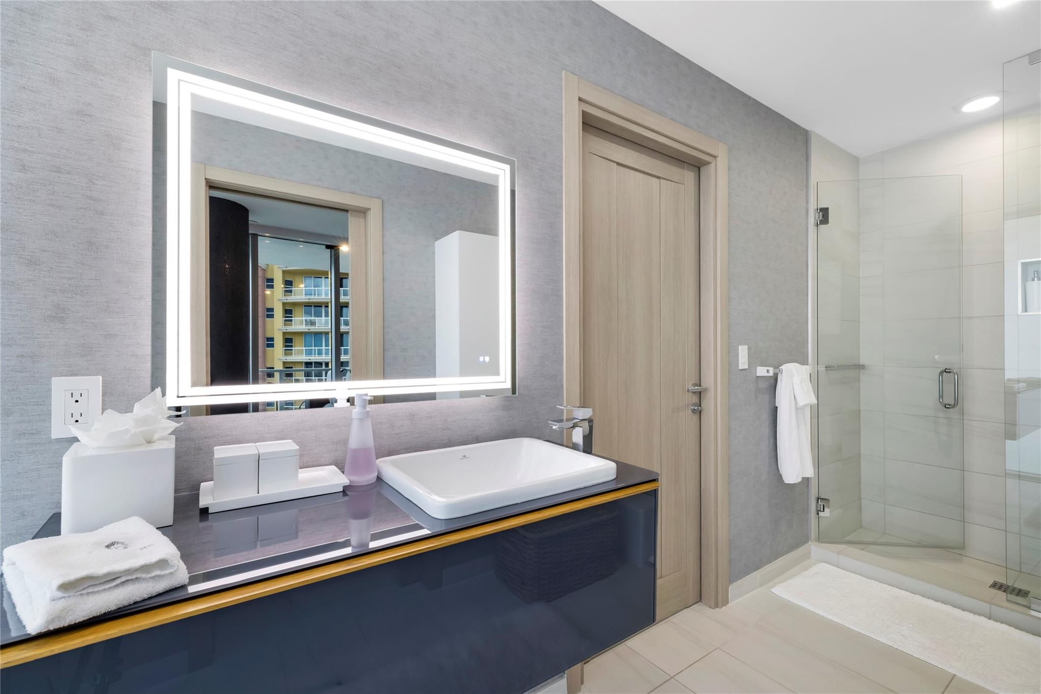 2200 N Ocean Blvd: Unit S501