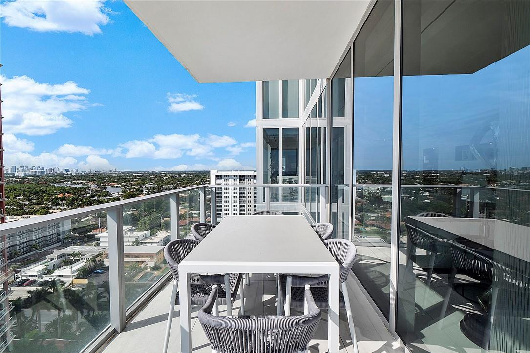 2200 N Ocean Blvd S1501