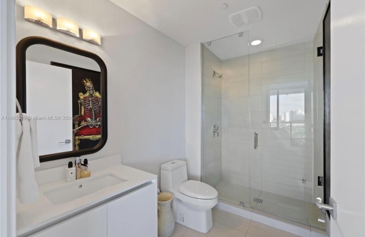 2200 N Ocean Blvd N704