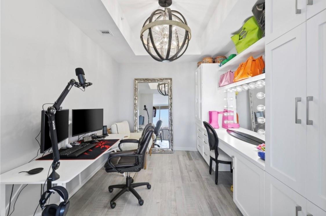 2200 N Ocean Blvd N704