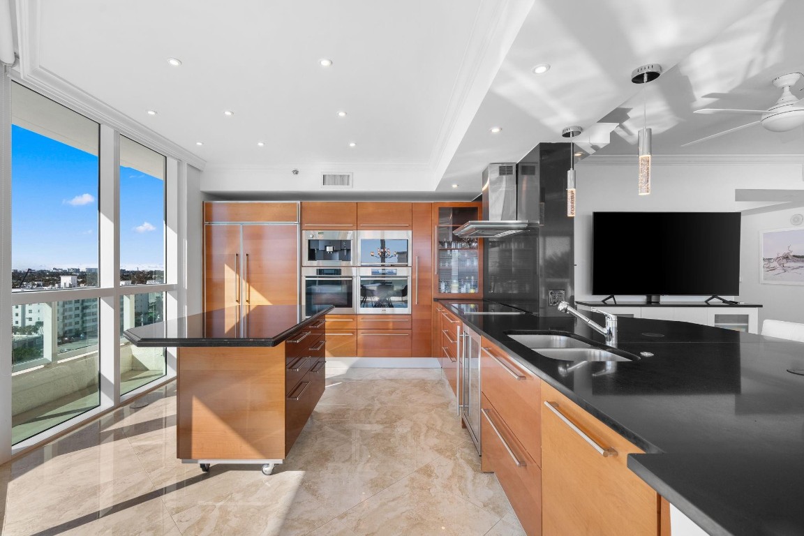 101 S Fort Lauderdale Beach Blvd 901