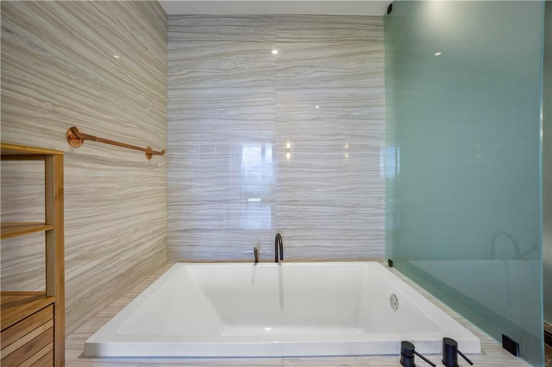 2200 N Ocean Blvd: Unit S405