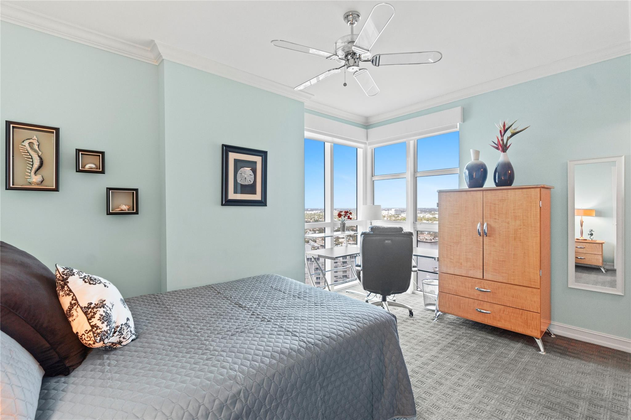 101 S Fort Lauderdale Beach Blvd: Unit 2507