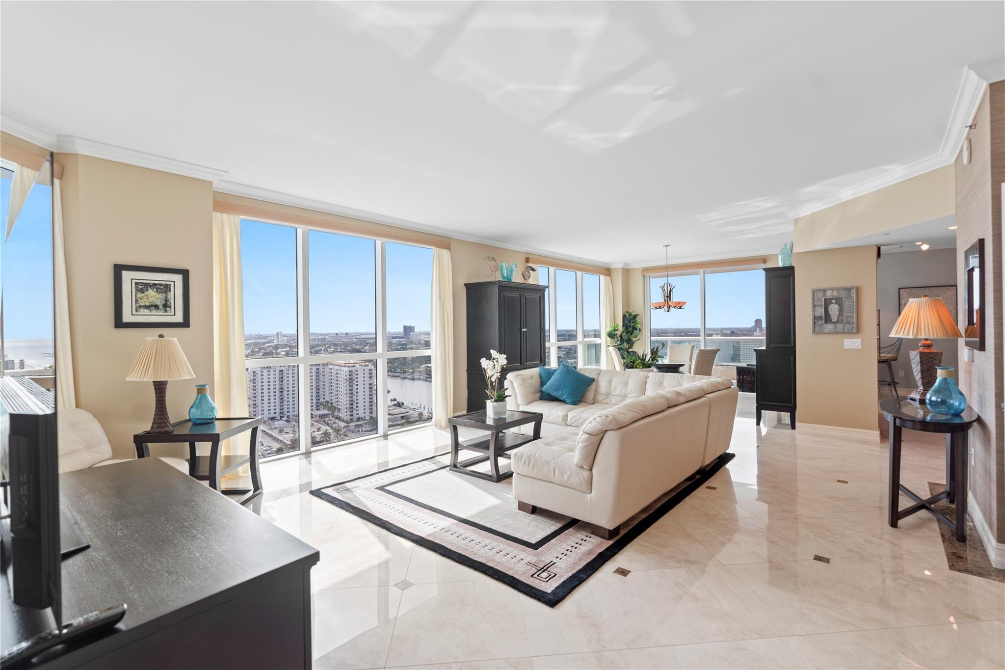 101 S Fort Lauderdale Beach Blvd: Unit 2507
