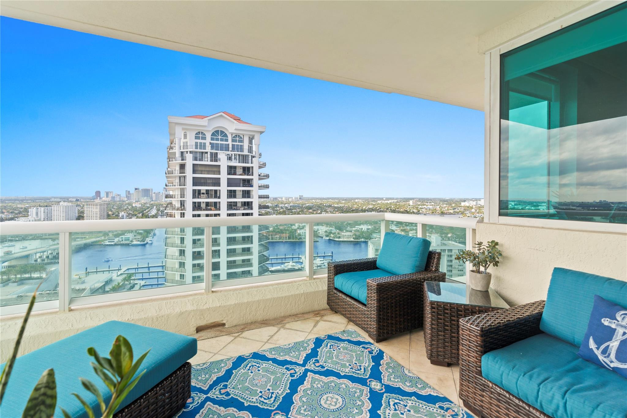 101 S Fort Lauderdale Beach Blvd: Unit 2507