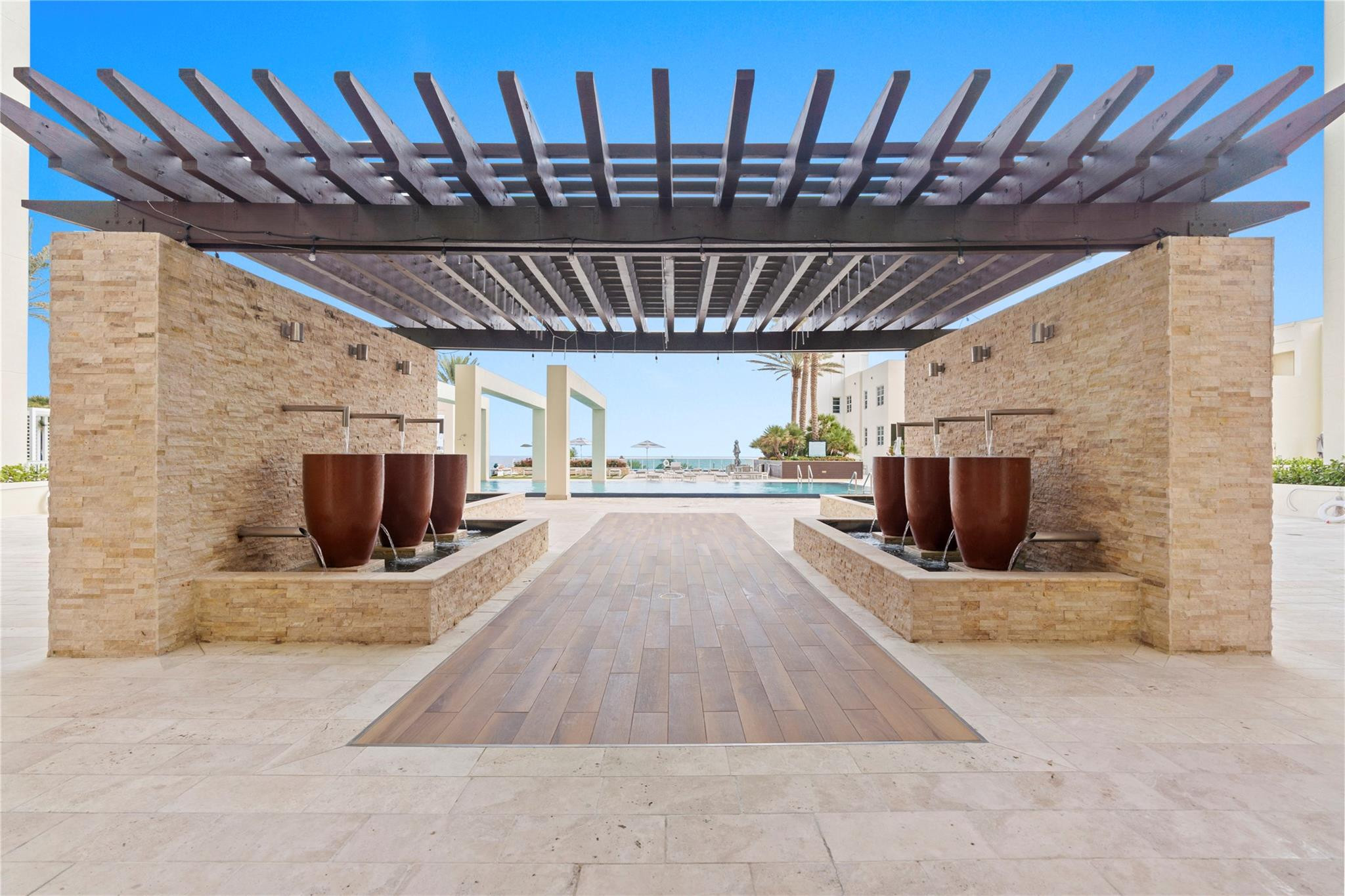 101 S Fort Lauderdale Beach Blvd: Unit 2507