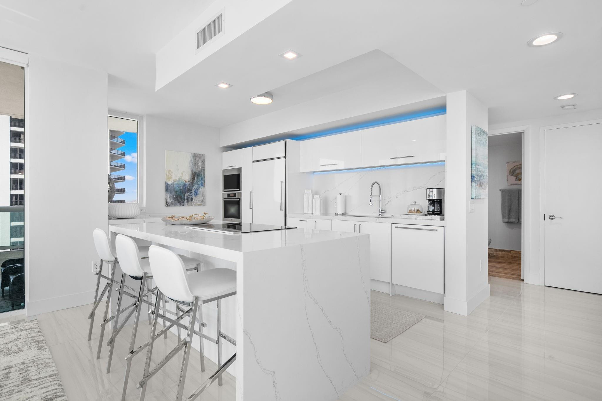 101 S Fort Lauderdale BEACH BLVD: Unit 1807