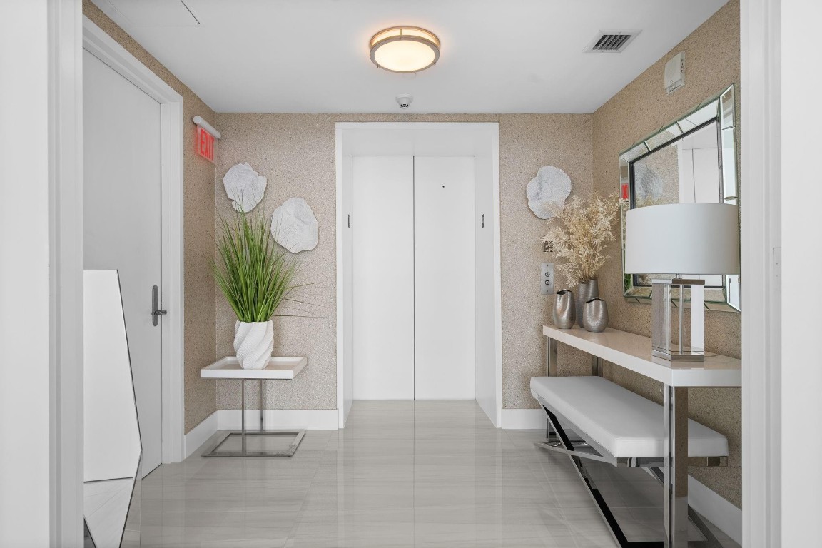 101 S Fort Lauderdale BEACH BLVD: Unit 1807