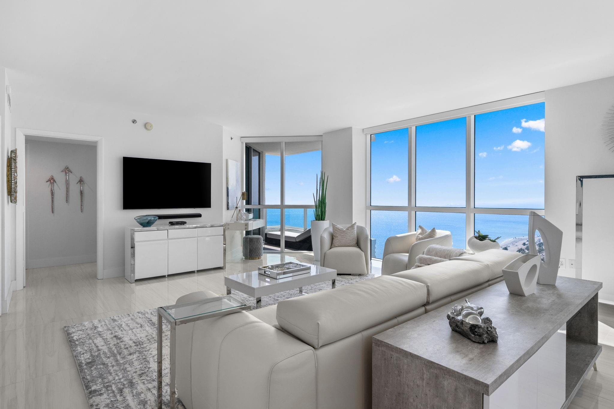 101 S Fort Lauderdale BEACH BLVD: Unit 1807