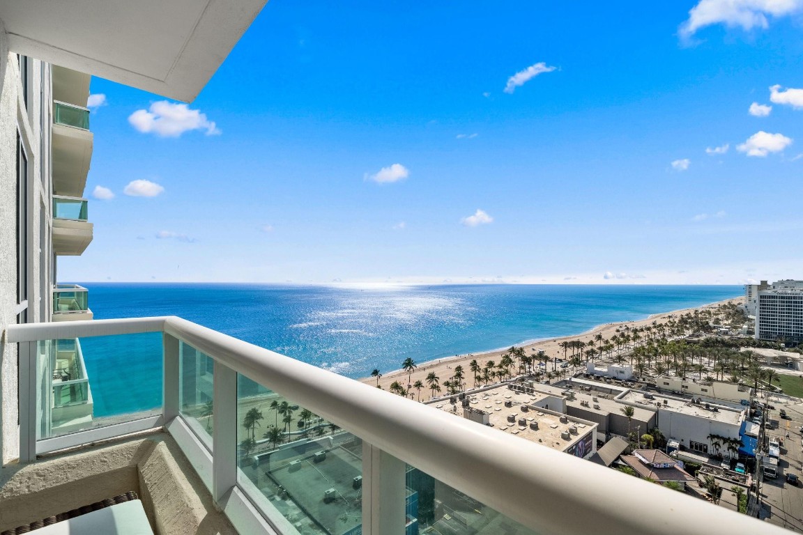 101 S Fort Lauderdale BEACH BLVD: Unit 1807