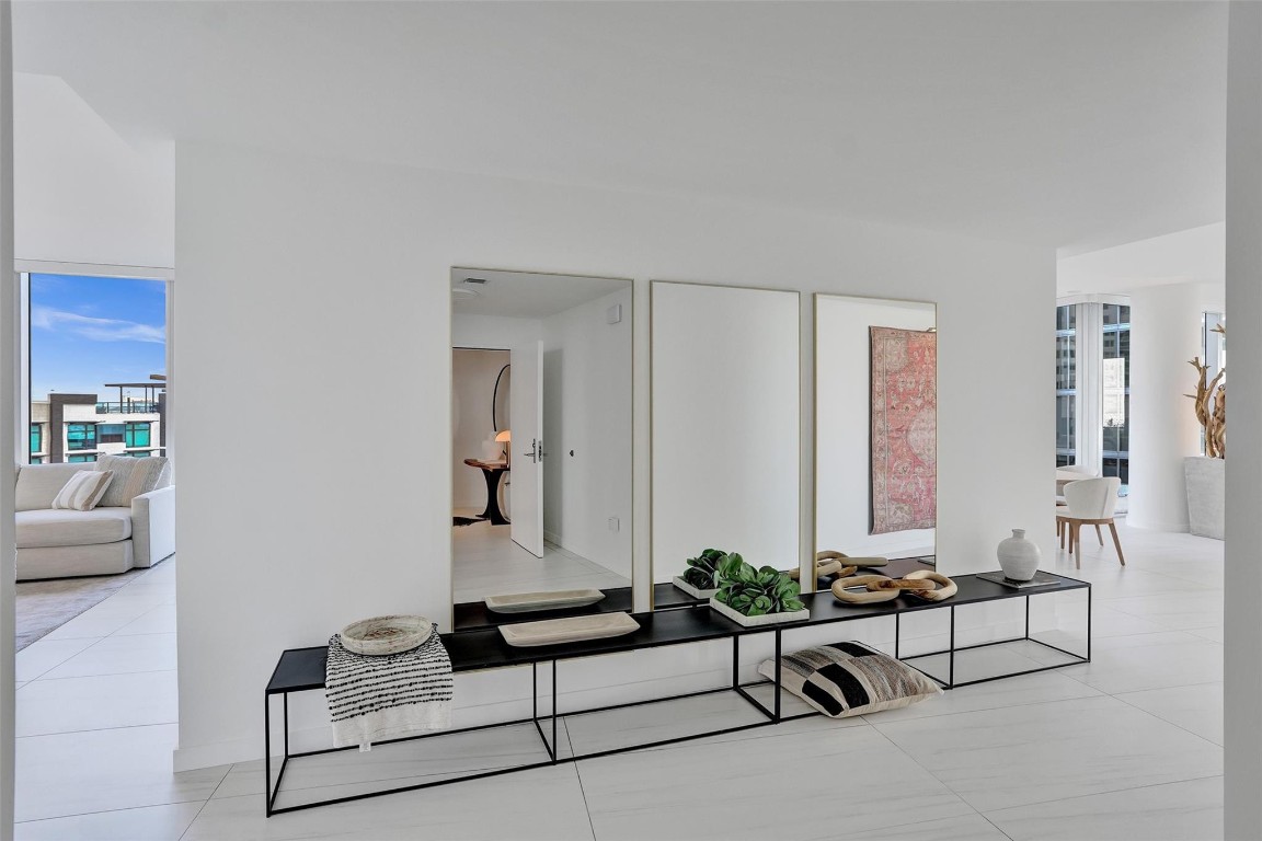 2200 N Ocean Blvd: Unit S406