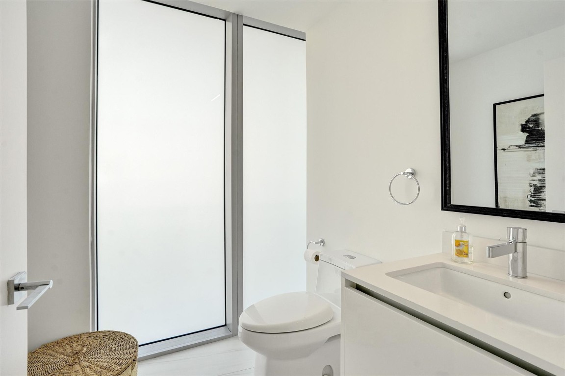 2200 N Ocean Blvd: Unit S406