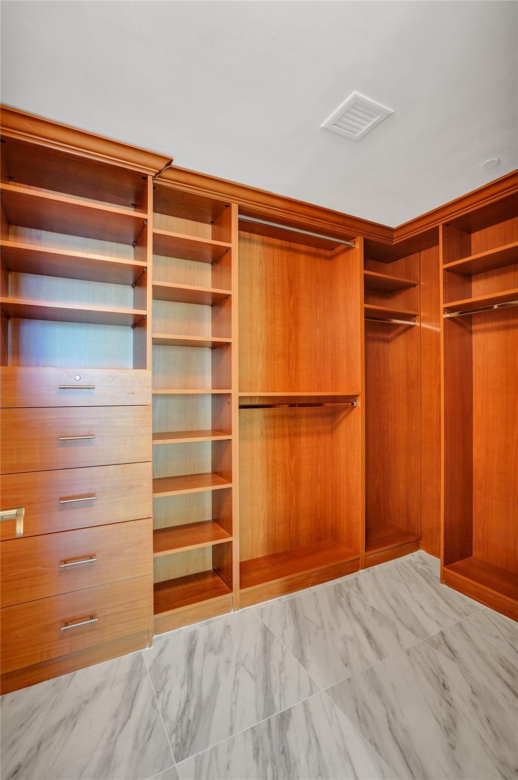 101 S Fort Lauderdale Beach Blvd: Unit 1606