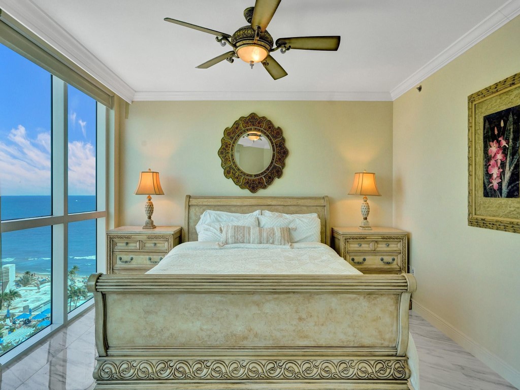 101 S Fort Lauderdale Beach Blvd: Unit 1606