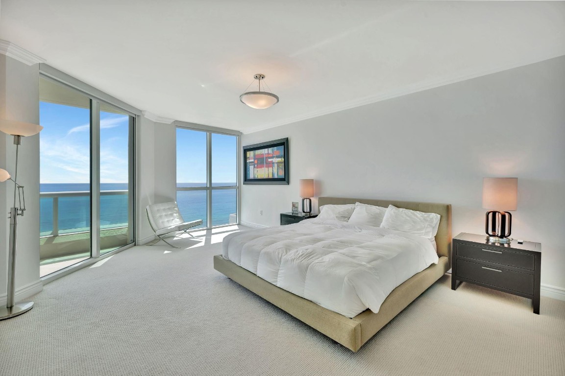 101 S Fort Lauderdale Beach Blvd: Unit 1405