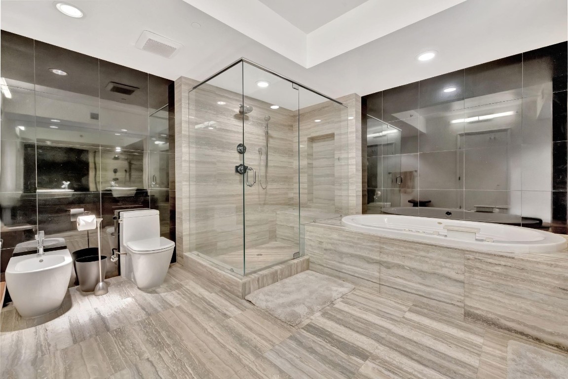 101 S Fort Lauderdale Beach Blvd: Unit 1405